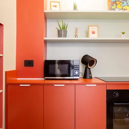 شقة Bilocale Moderno ميلان