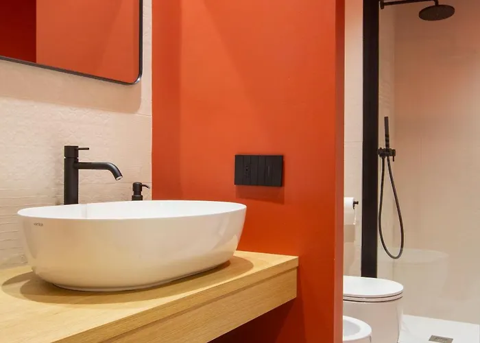 Bilocale Moderno * ميلان